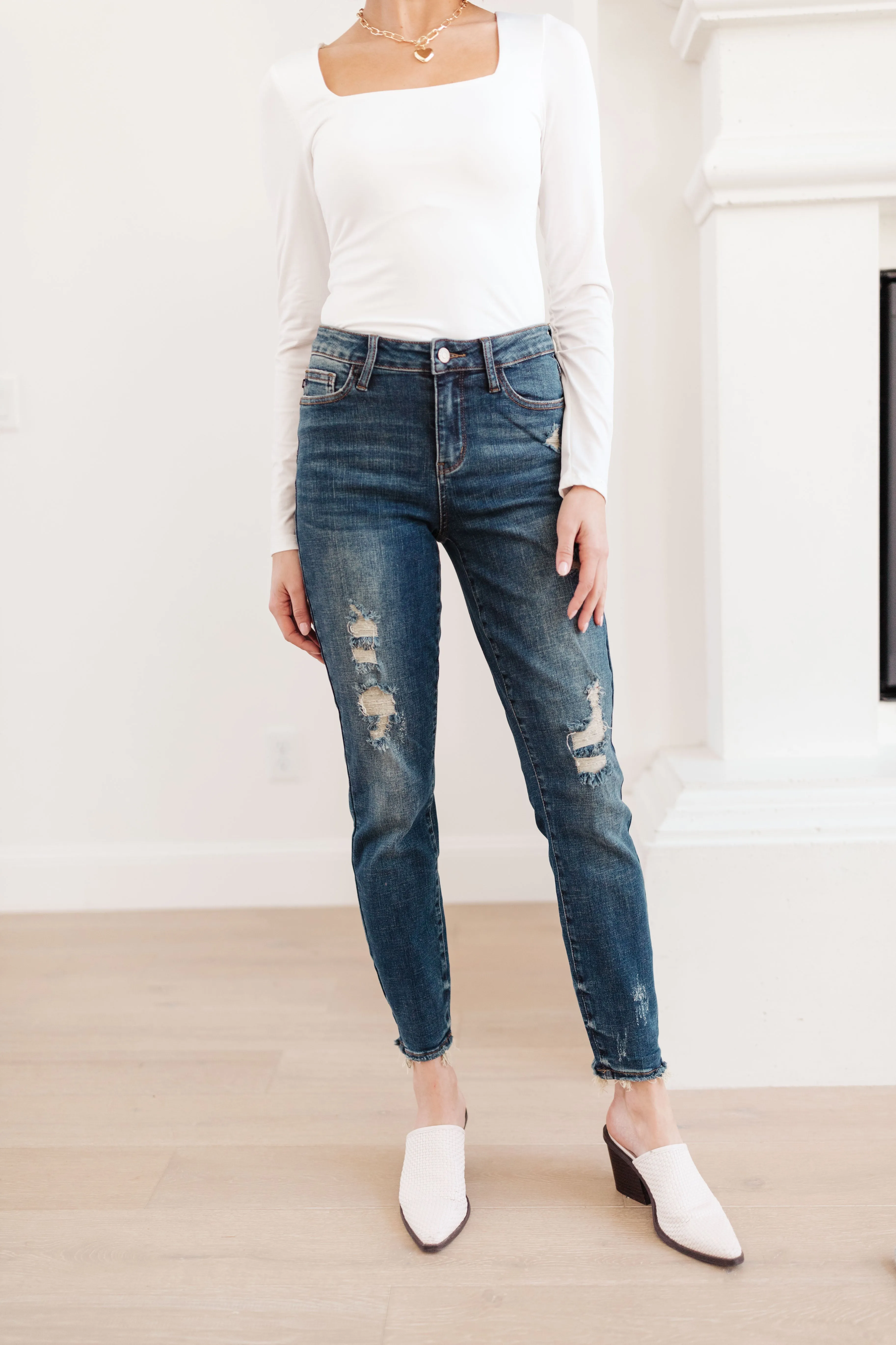 Mid-Rise Destroyed Relaxed Fit Jeans