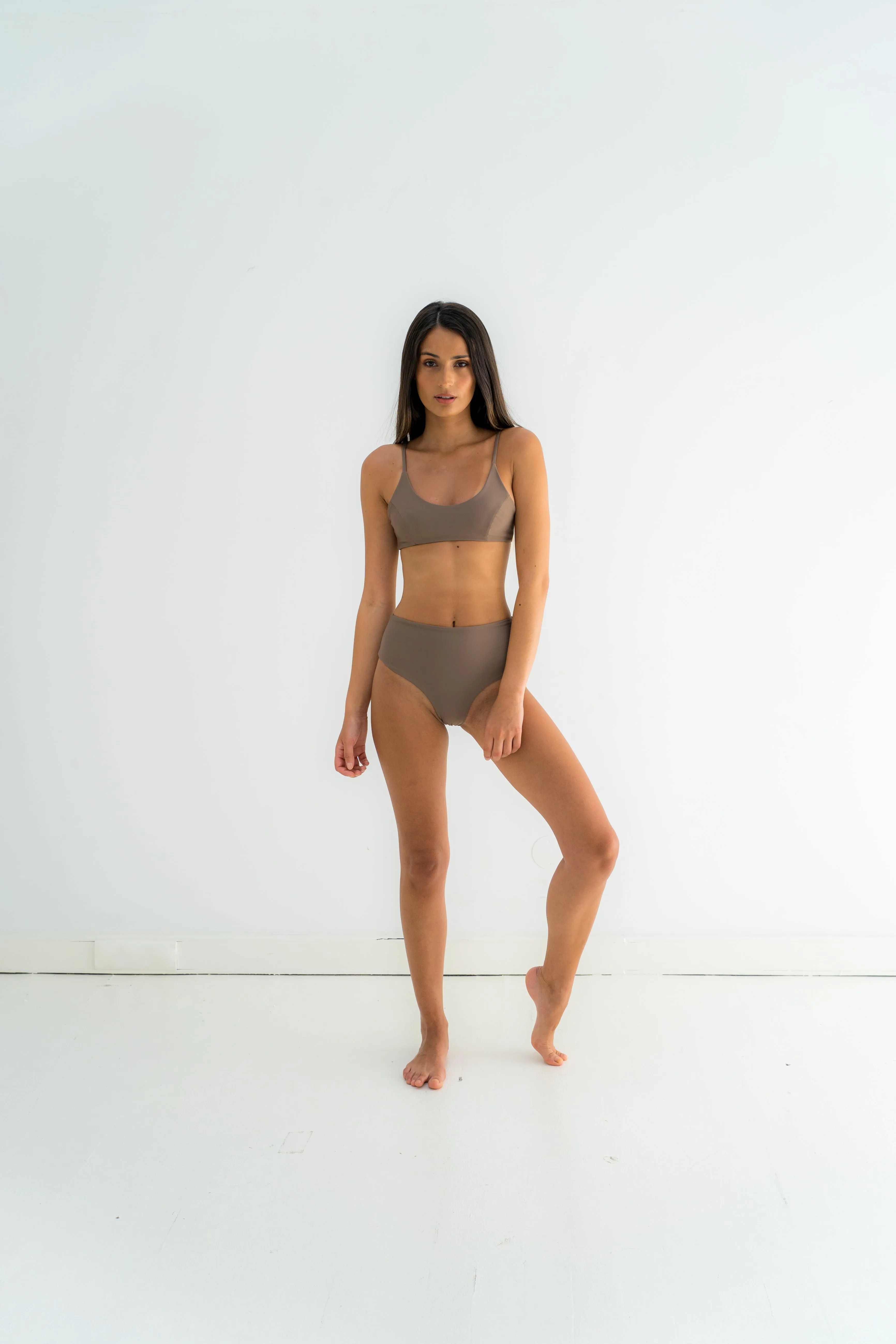 sustainable swimwear top zoe timeless brown