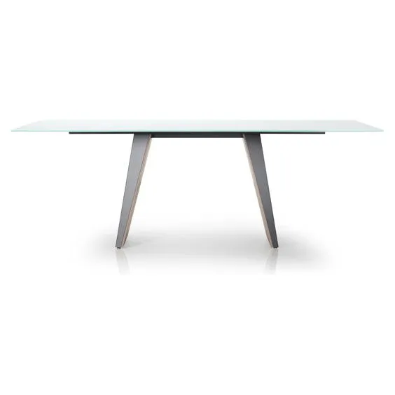 Trica Timeless Table